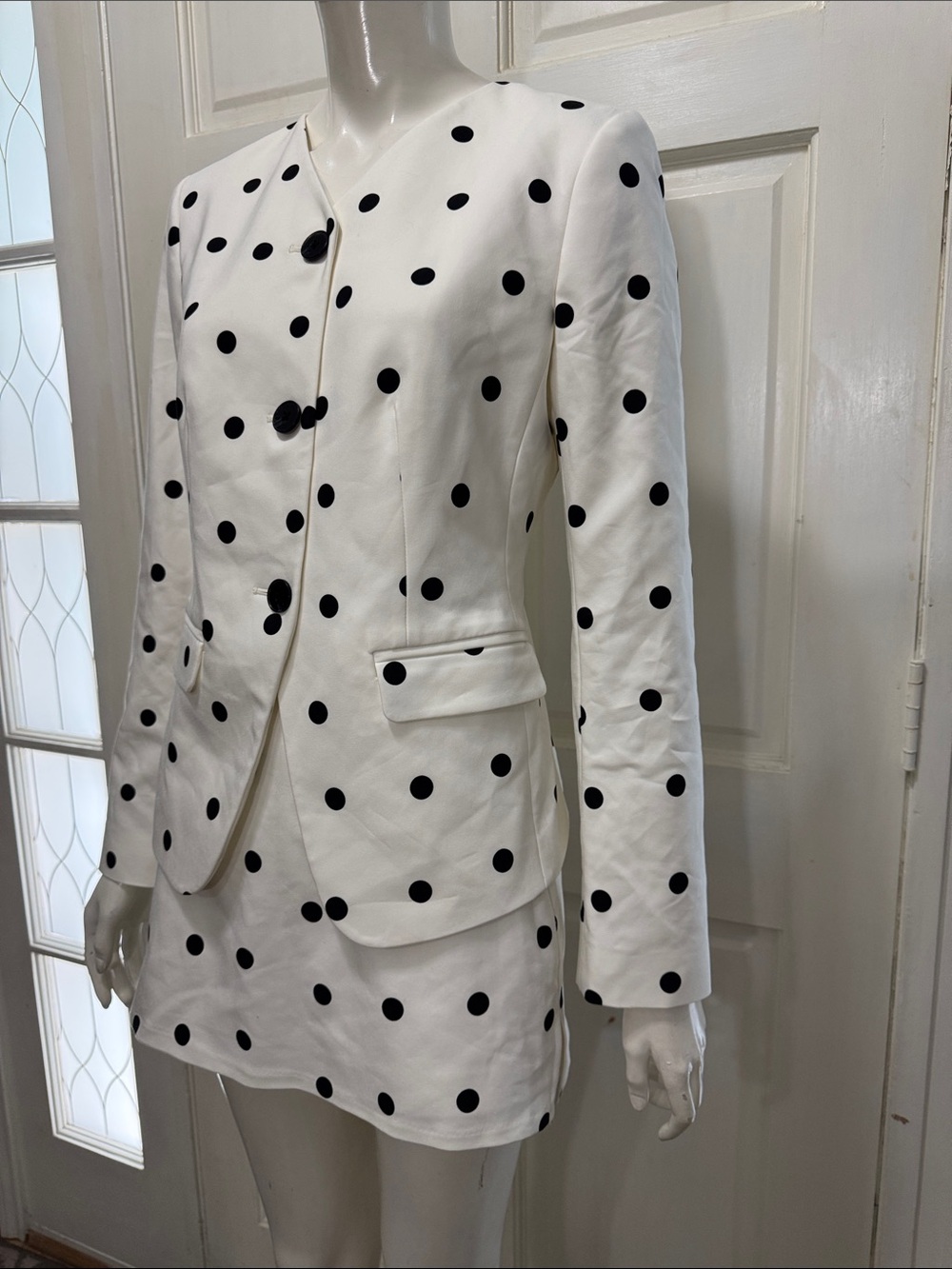 Express Editor White Polka Dot Blazer Skirt Set Stretch
Cotton 2-Piece Suit A4 - Picture 8 of 16